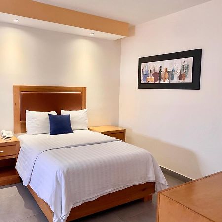 Hotel Buen Valle Torreón Esterno foto